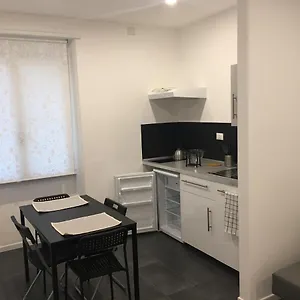 Apartament Ale 160, Rzym